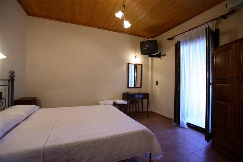 Mirsinia Apartments - Skopelos ラウトラキオン エクステリア 写真