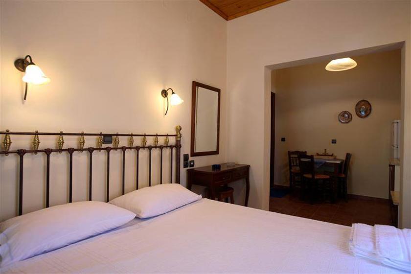 Mirsinia Apartments - Skopelos ラウトラキオン エクステリア 写真